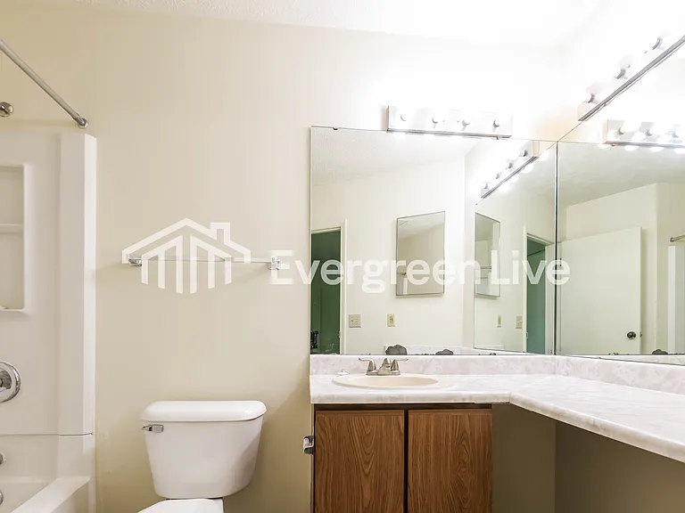9730 Nettleton Park — Photo 13