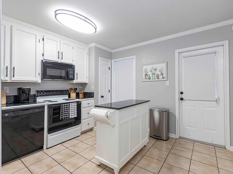 314 Rue Chartres — Photo 13