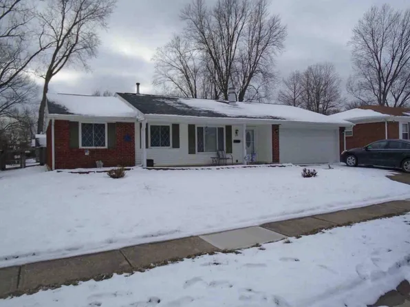 254 Grantwood Dr, Dayton, OH 45449