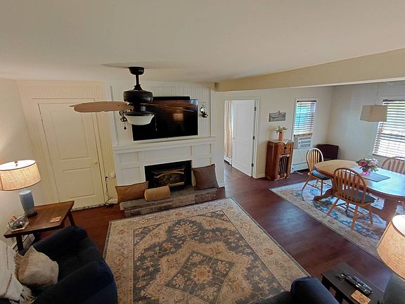 2nd image of 138 Scott Rd