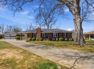 601 Sudie St, Athens, AL 35611