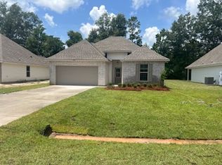 41381 Rosewood Dr, Hammond, LA 70401