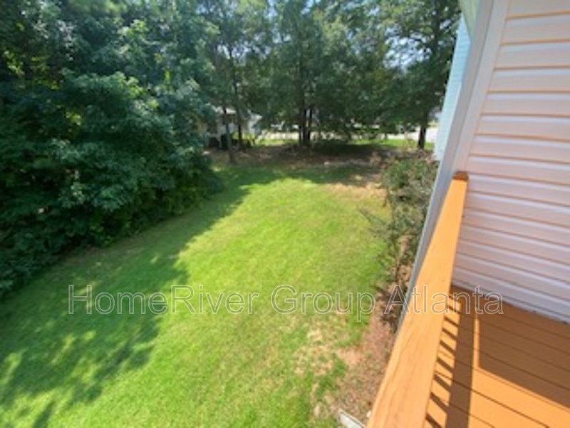 2nd image of 40 Wesley Ct