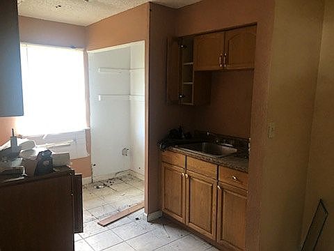 1st image of 7680 Avon Park Blvd