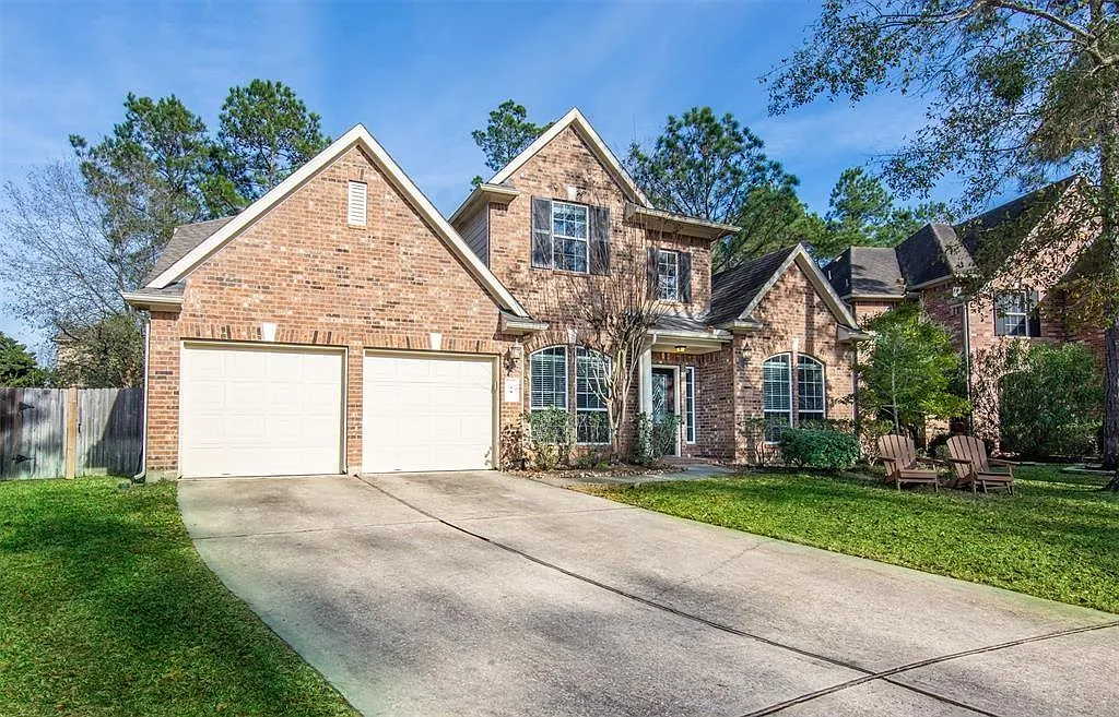 5 bed, 4.5 bath, 3263 sqft, $3,950 — Photo 2