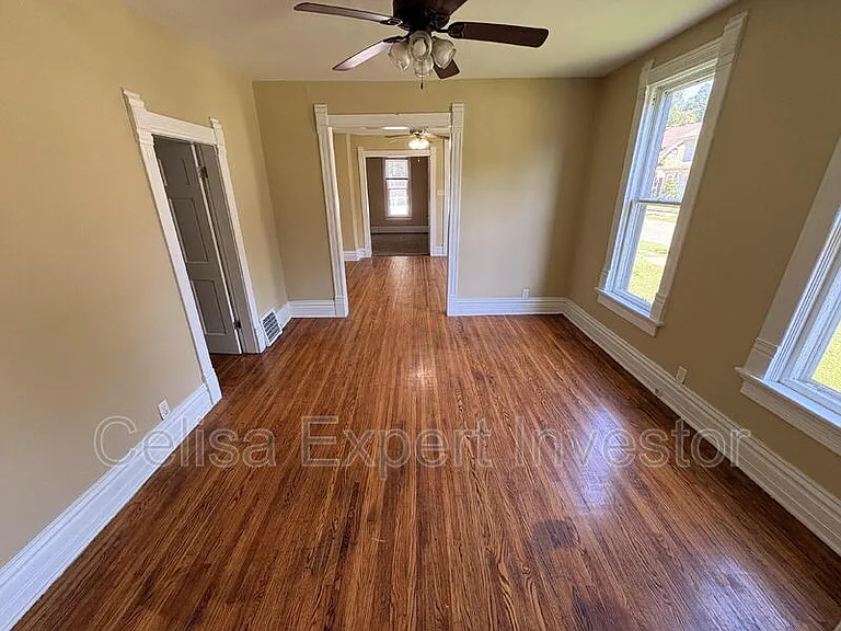 3201 Dinnen Ave — Photo 3