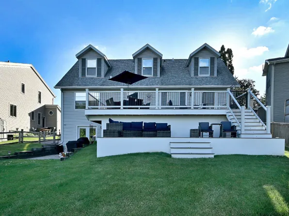 36709 N Lake St, Ingleside, IL 60041