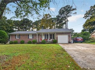 656 Hillwell Rd, Chesapeake, VA 23322
