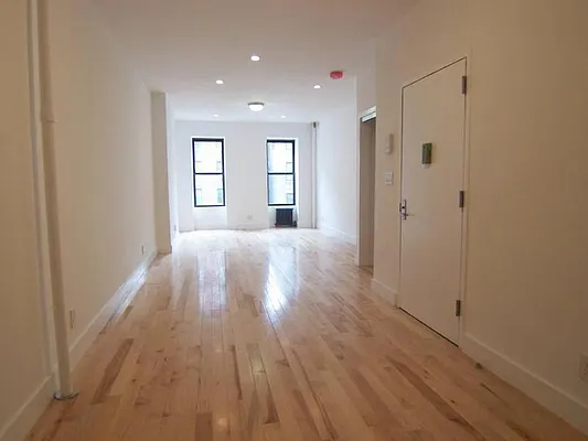 Rented by ER (DO NOT USE) | media 31