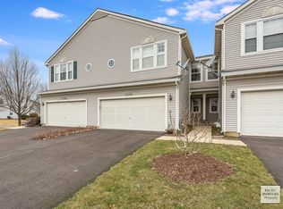 2424 Reflections Dr, Aurora, IL 60502