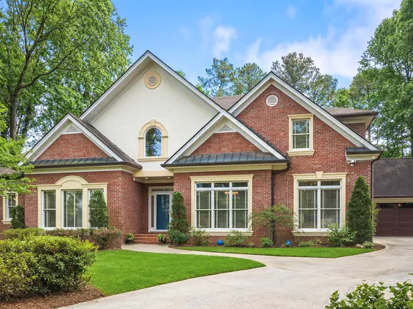 820 W Wesley Rd NW, Atlanta, GA 30327