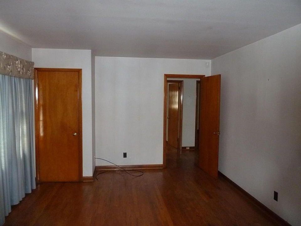 1st image of 2213 Lawson Ave