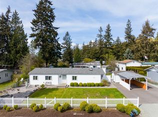 970 Ebony Pl, Camano Island, WA 98282