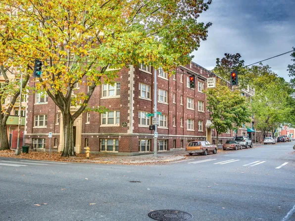 Stonecliff, 2602 4th Ave #311, Seattle, WA 98121