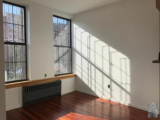 Rented by Skyline Group Real Estate | media 39