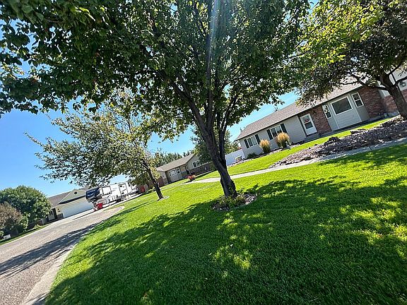 3rd image of 4320 E Nibley Cir