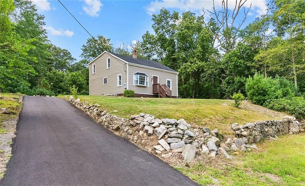 894 Round Top Rd, Burrillville, RI 02830 MLS 1342480 Zillow
