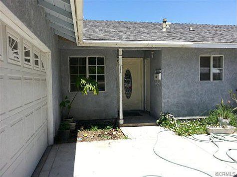 1st image of 419 Valera Ave