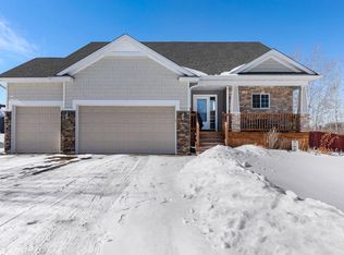 27592 Lacy Ave, Chisago City, MN 55013