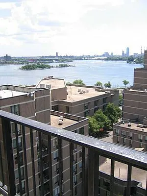 Rented by Maven Realty New York LLC | media 2