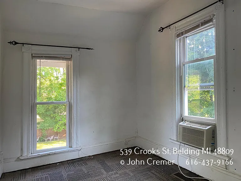 539 Crooks St — Photo 14