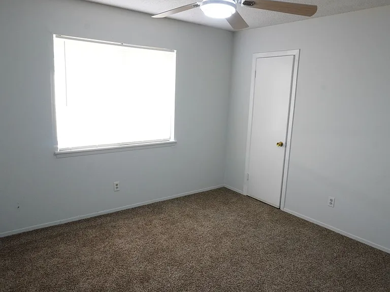 6625 Escondido Dr — Photo 14