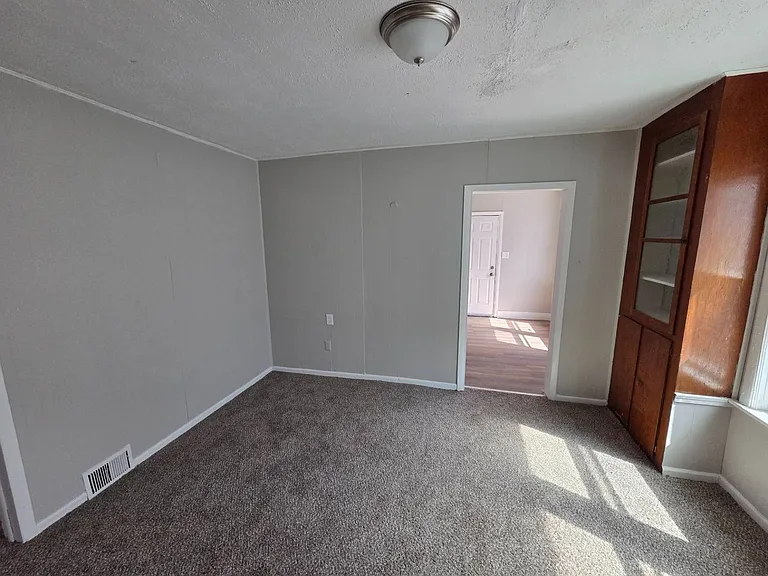 3081 E 67 ST — Photo 27
