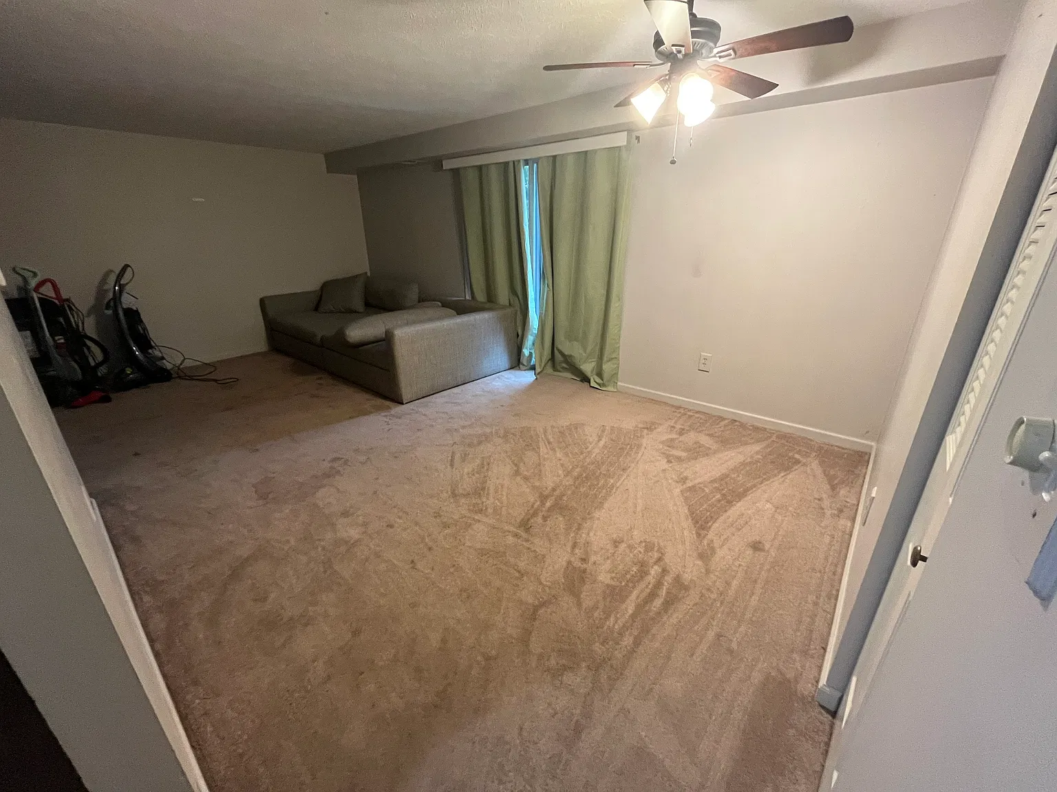 2 bed, 920 sqft, $1,100 — Photo 4