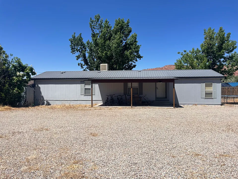 1411 Spanish Valley Dr #1/2