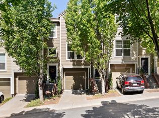 2865 NW Kennedy Ct, Portland, OR 97229