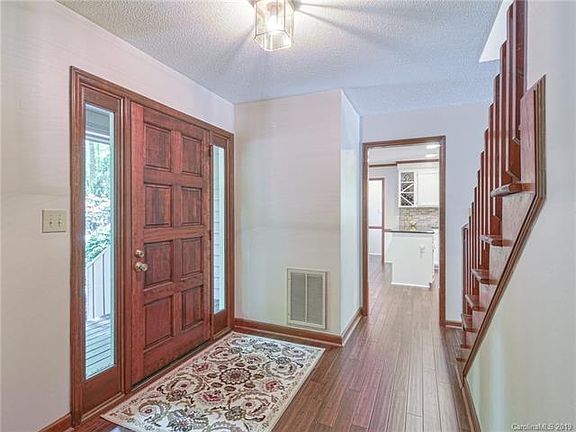 3rd image of 9401 White Hemlock Ln