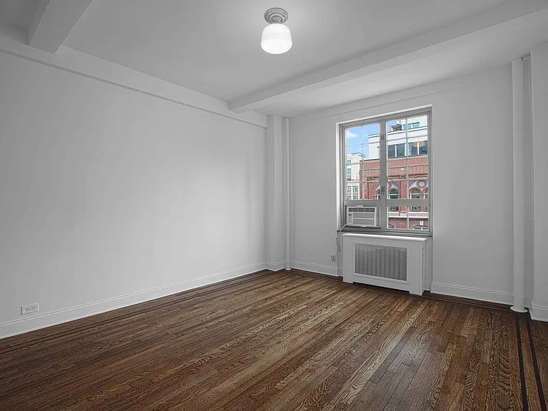 208 W 23rd St #1103 — Photo 1