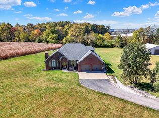 1420 Griffith Rd, Greenwood, IN 46143