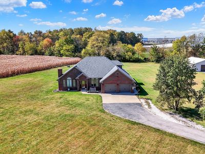 1420 Griffith Rd, Greenwood, IN, 46143