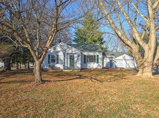 1236 W Ravina Park Rd, Decatur, IL 62526