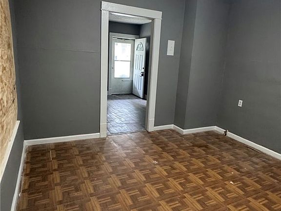 5th image of 12021 Griffing Ave