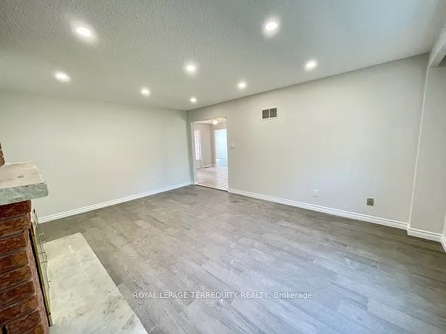 743 Fieldstone Rd — Photo 16
