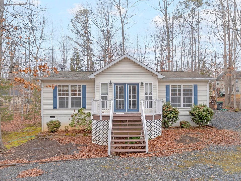 1st image of 6 Pinehurst Rd