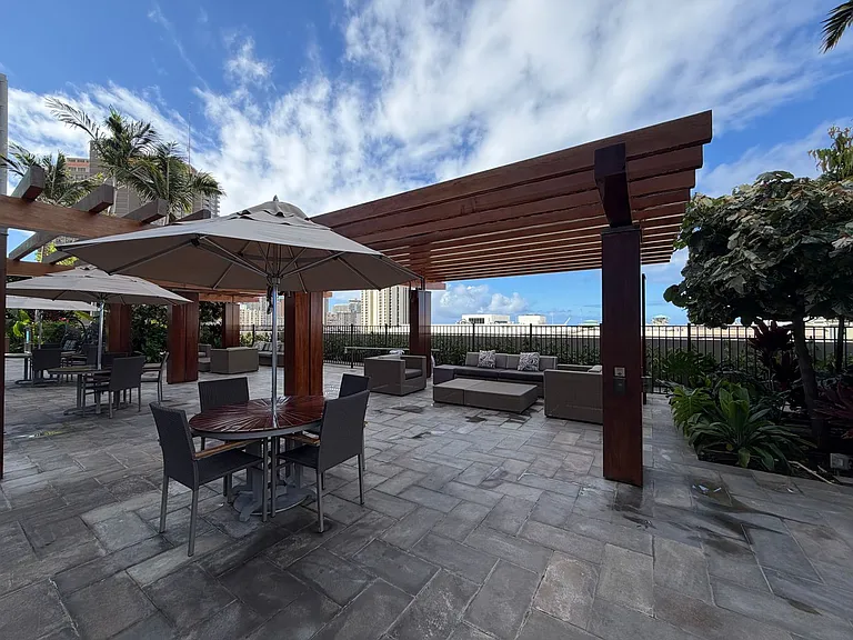 1555 Kapiolani Blvd #1901 — Photo 16