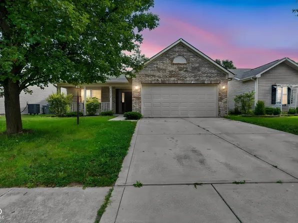 14878 War Emblem Dr, Noblesville, IN 46060