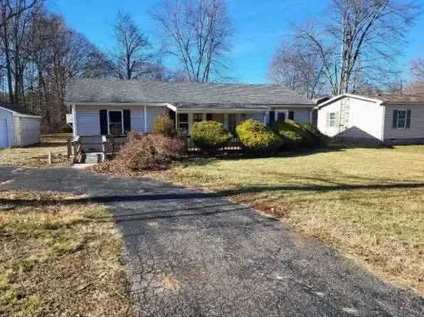 549 S Gum St, North Vernon, IN 47265