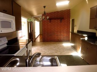 301 NW 6th St, Renton, WA 98057