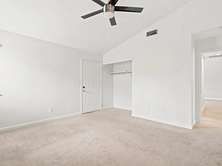 8034 Fairlands Way — Photo 19