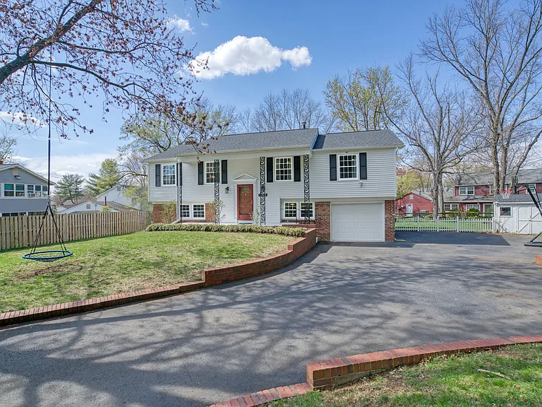 12805 Point Pleasant Dr — Photo 43