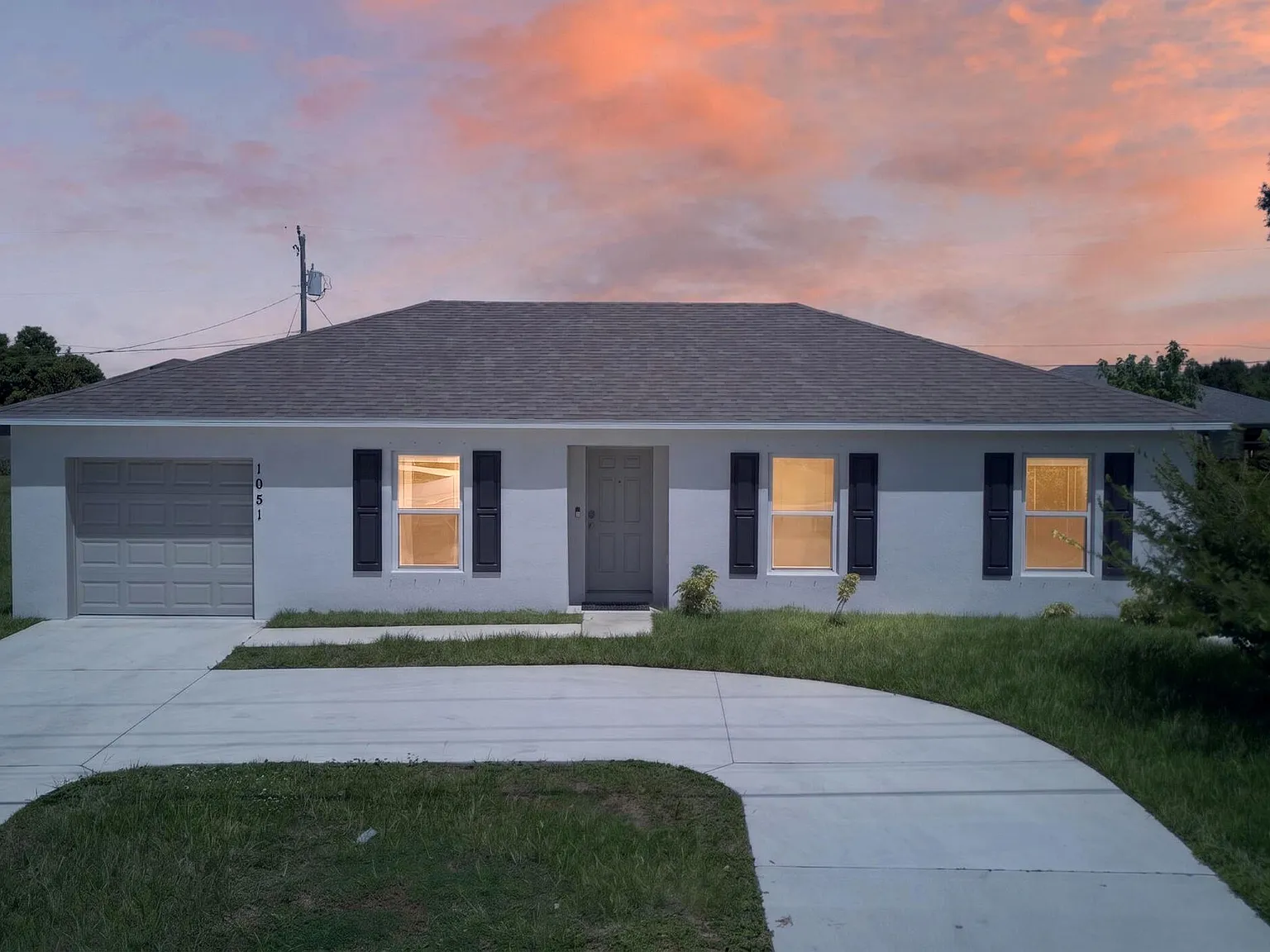 3 bed, 2.0 bath, 1230 sqft, $3,100 — Photo 2