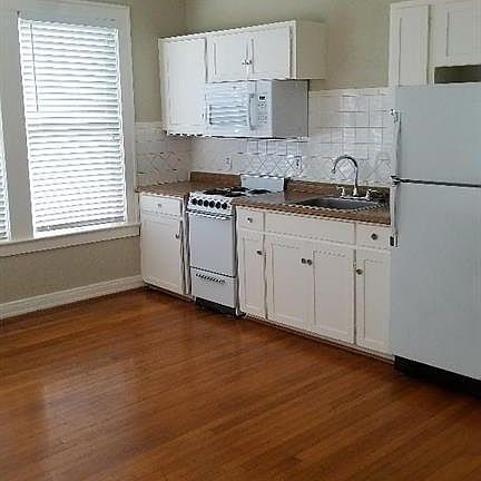 5th image of 901 N Bishop Ave APT C