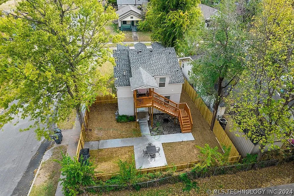 1 bed, 798 sqft, $1,196 — Photo 3