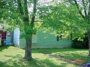 837 4th St, Jersey Shore, PA 17740