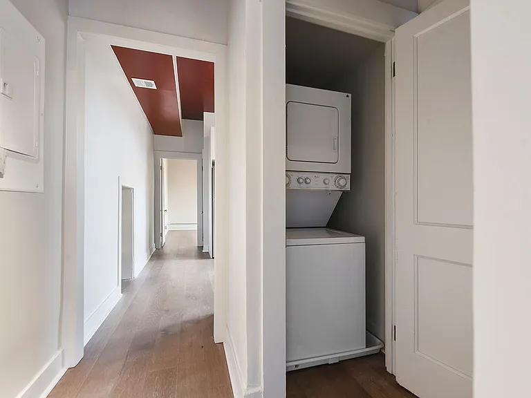 3317 Main St #5 — Photo 14