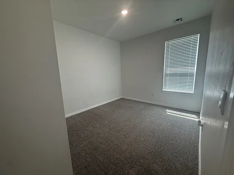 9048 NW 149th Ter — Photo 30
